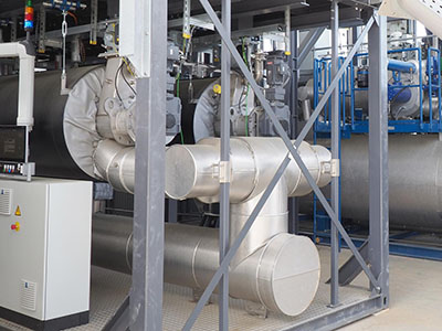 Heat pipes in a heat production facility.