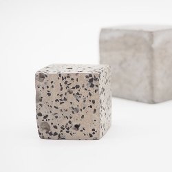 Beton mit Pflanzenkohle